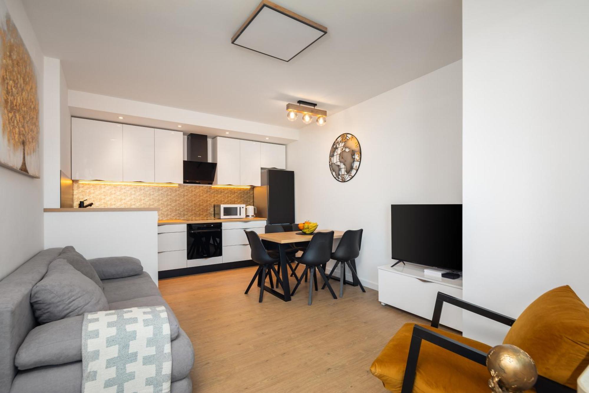 East Side Apartment Omiš Buitenkant foto